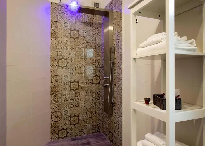 Gæstehus Lo Strazzo - Comfort 3*